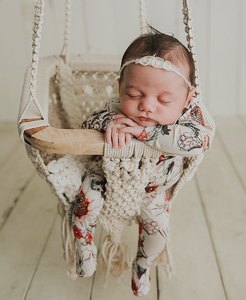 Balançoire de bébé, style bohème, cadeau en macramé - Product Image 1