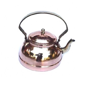 Hervidor de agua de cobre con revestimiento de estaño y mango de latón, acabado pulido - Product Image 1