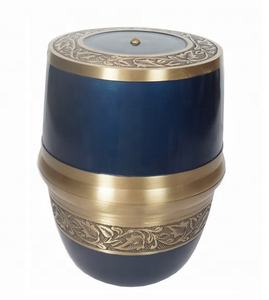 Urne de crémation européenne en métal - Product Image 1