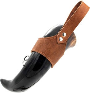 Cuerno para beber vino vikingo de inspiración Medieval auténtico, pequeño soporte de cuero marrón, estilo Animal tallado, cuerno para beber hecho a mano - Product Image 1