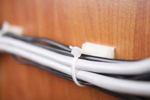 Gran oferta de bridas de nailon blancas y negras con cremallera de 9mm, bridas de plástico multifuncionales con autobloqueo, 80 cm, 100 cm de longitud, sin halógenos - Product Image 6