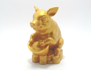 Figurine animale de couleur or de cochon de polyrésine pour la conception artificielle élégante de résine de décoration à la maison - Product Image 4