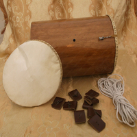 Tambor Medieval de concha larga con palo de tambor MUZIKKON