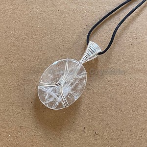 ¡De cristal de cuarzo forma Oval piedra collar | Collar de cristal de cuarzo Oval en forma de collar de piedra de curación para venta - Product Image 1