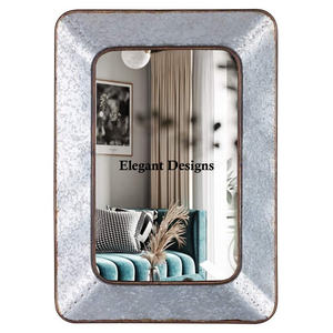 Miroir mural en métal de luxe de haute qualité fait à la main en Inde Forme personnalisée pour une décoration intérieure unique Utilisation décorative - Product Image 2