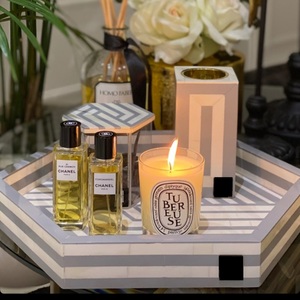 Incrustation d'os décorative Bakhoor Brûleur fait à la main Mabkhara pour usage d'encens Artistique Home Decor Pièce Résine et incrustation Design Medkhan - Product Image 3