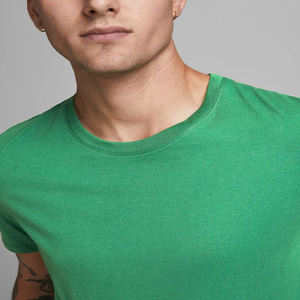 T-shirt de sport d'été pour homme de haute qualité, 220 grammes, col ajusté, manches courtes, motif uni personnalisé - Product Image 3