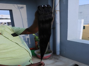 Mèches indiennes naturelles vierges — meetu, cheveux bruts non traités, Extension de cheveux d'origine indienne, racines foncées, cuticules - Product Image 5