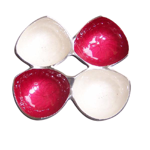 Bandeja de Metal Blanca con Diseño de Hojas y Acabado Brillante para Servir Frutas y Aperitivos, Decoración del Hogar y Regalos - Product Image 2