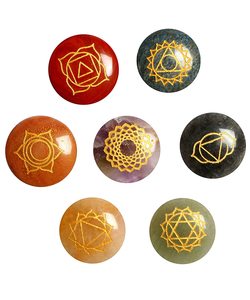 Ensemble de Reiki gravés de sept chakras naturels avec boîte en bois pour la méditation de guérison, cadeau et thérapie à partir d'agate élégante - Product Image 3