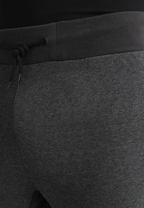 Camiseta al por mayor con logo impreso, pantalones deportivos ajustados con parches, 100% poliéster. - Product Image 4