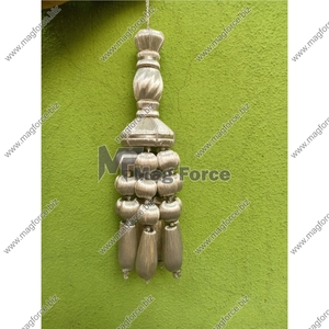 Guirnalda de cuentas de madera con borlas hechas a medida con borlas hechas en Pakistán - Product Image 2