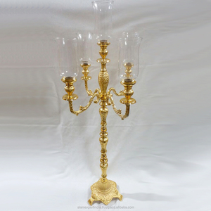 Candelabros de aluminio con brillo dorado de 5 brazos de la mejor calidad, decoración para el hogar y la boda con un atractivo acabado de cubo de vidrio - Product Image 1