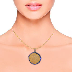 Piedra Preciosa de Zafiro Azul Genuino, Plata de Ley 925 con Baño de Oro Amarillo, Dije de Disco con Diamantes de Diseño, Joyería Fina al por Mayor - Product Image 4