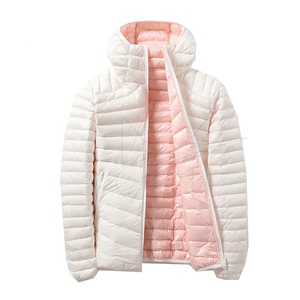 Veste matelassée à capuche en nylon et polyester imperméable sur mesure avec impression de logo personnalisé, design tendance pour la saison hivernale - Product Image 1