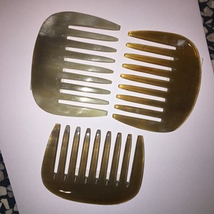 Hair comb made from farmed cow horns used in salon 14 - Product Image 3