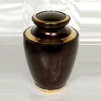 Urna de cremación superior de cúpula de latón, estilo americano/europeo para cenizas funerarias - Product Image 3