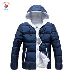 แจ็คเก็ตบอมเบอร์กันหนาวแบบกำหนดเองได้ ขายดี กันน้ำ โพลีเอสเตอร์ บุฟองน้ำ มีฮู้ด ซิป ระบายอากาศ ตกแต่งผ้าแบบต่อผ้า หนา ไซส์ใหญ่พิเศษ - Product Image 5