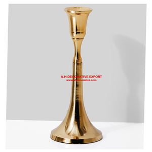 Support de pilier de bougie argenté décoratif sur base ronde pour décoration de table de mariage Pilier de bougie de table fini brillant fait à la main - Product Image 6