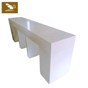 Station d'<span class=keywords><strong>ongles</strong></span> multifonctionnelle de haute qualité Table de manucure blanche de luxe pour Salon de beauté Design moderne bois métal vente en gros - Product Image 3