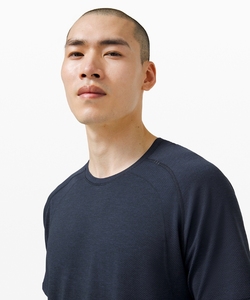 เสื้อยืดสีขาวผู้ชาย OEM ผ้าฝ้าย 100% คุณภาพชั้นหนึ่ง ออกแบบโลโก้ของคุณเองได้ พิมพ์ลายตามสั่ง - Product Image 4