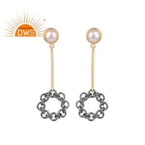 Conjunto de perlas de joyería de latón hecho a mano, pendientes étnicos de gota larga hechos a mano de oro de latón - Product Image 1