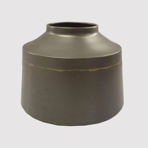 Jarrón de metal de hierro moderno rústico para decoración de hogar y hotel Diseño de mesa - Product Image 1