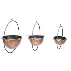 Ensemble de supports d'étoiles décoratifs de Noël en fer avec ensemble de supports de table en métal multicolore avec style d'étoile et finition en poudre - Product Image 3