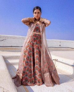 Moda Georgette bordado secuencia trabajo lehenga choli con dupatta novia desgaste precio al por mayor Ropa Étnica - Product Image 1
