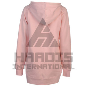เสื้อฮู้ดดี้ผู้หญิงคุณภาพสูงแบบ OEM สำหรับฤดูหนาว ถักโครเชต์ ผ้าฟลีซ สวมใส่สบาย ออกแบบโลโก้ได้ตามต้องการ สไตล์สตรีทแวร์ ระบายอากาศได้ดี ผลิตในประเทศปากีสถาน - Product Image 2