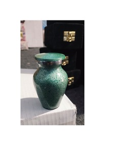 อลูมิเนียมยูนิคอร์นสีเขียวที่ระลึกงานศพโกศอุปกรณ์งานศพ Brassworld อินเดีย - Product Image 1