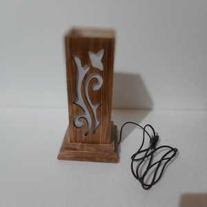 Lámpara de mesa de madera de pino de la mejor calidad para decoración del hogar Producto de alta calidad - Product Image 2