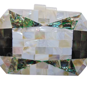 2022 Chain Evening Purse Women Crystal Bag Bride Mother of Pearl Bridal and Ladies Bling Green Rhinestone Clutch