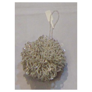 Boule décorative de Noël à suspendre, ornée de perles - Product Image 1
