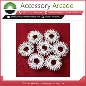 Anillo de Acupresión Sujok de Calidad Óptima para Terapia del Dolor, Color Blanco/Personalizado, Marca OEM, Caja de Regalo, Hecho en India, Compra al Por Mayor - Product Image 2