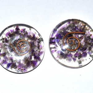 Disco de Amatista con Energía Orgónica, Gema Tallada, Arte Feng Shui Coleccionable - Product Image 1