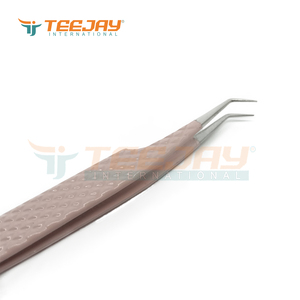 Pince à épiler pour cils TEEJAY en acier inoxydable rose poudré, 7 mm, pointe angulaire à 45 degrés, pointe lisse, volume accru, poignée diamantée, 10 mm - Product Image 4