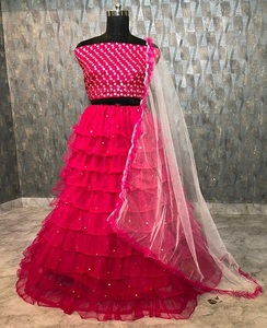 Lehenga choli ชุดปาร์ตี้ปัก - Product Image 1