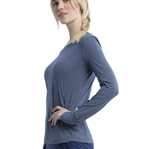 เสื้อยืดคอกลมแขนยาวทรงพอดีตัวแบบ OEM สำหรับผู้หญิงและเด็กสาว - Product Image 3