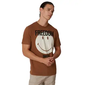 Винтажная футболка без рисунка с логотипом на заказ оптом