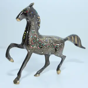 Decorazioni per l'home Office uccelli intagliati a mano animali scultura figurine cervi elefante cane cigno ornamenti decorativi