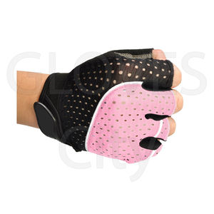 Gants de fitness demi-doigts pour femmes antidérapants personnalisés Palm vente chaude pour la salle de sport et l'haltérophilie à partir de GANTS City Sialkot Pakistan - Product Image 6