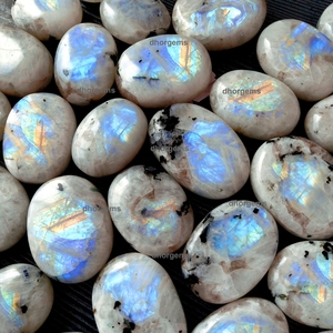 Piedra Lunar Arcoíris Blanca Natural, Calidad AAA+++, 2-3 Pulgadas, Cabujón de Roca Pulida, Piedra Curativa de Palma, Collar de Piedras Naturales - Product Image 4