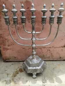 Portavelas Menorah de aluminio, venta al por mayor - Product Image 5