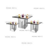 Ensemble de quatre supports de présentation de buffet de tailles différentes, qualité supérieure, forme rectangulaire, pour gâteaux et desserts en Inde