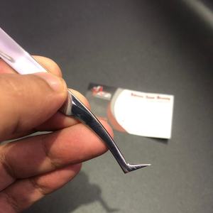 Pinces à épiler professionnelles en acier inoxydable de type L pour extensions de cils russes, personnalisables, faible MOQ, pointe lisse durable, effet miroir - Product Image 1