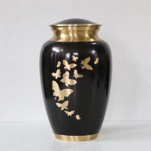 Urna de cremación de latón para adultos de calidad superior Diseño de mariposa grabada para restos de cenizas humanas Contenedor de cenizas funerarias Premium - Product Image 2