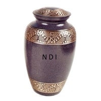 Urnes de crémation pour cendres adultes de cercueil funéraire en métal de conception attrayante pour les urnes de crémation commémoratives de souvenir de vente chaude