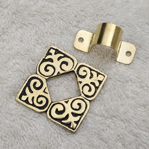 Birka Unisexe Viking Tarsoly Réplique Sac Stud Pouch Plaque Métallique Montage Doublure En Cuir Véritable Couverture Fermeture - Product Image 1