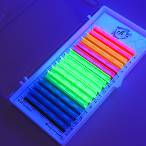Bandejas de Pestañas de Neón con Luz UV, Pelo Sintético Fluorescente, Curvatura BC, Profesional, Fácil de Abanicar, Suministros LED para Pestañas con Brillo - Product Image 4